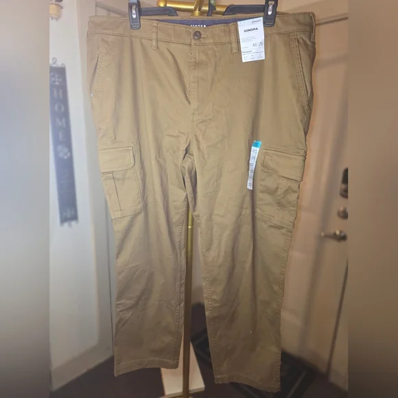 2 For $20 Williams Sonoma Utility Khaki Cargo Pants, Flexwear, Gorpcore - Picture 3 of 9